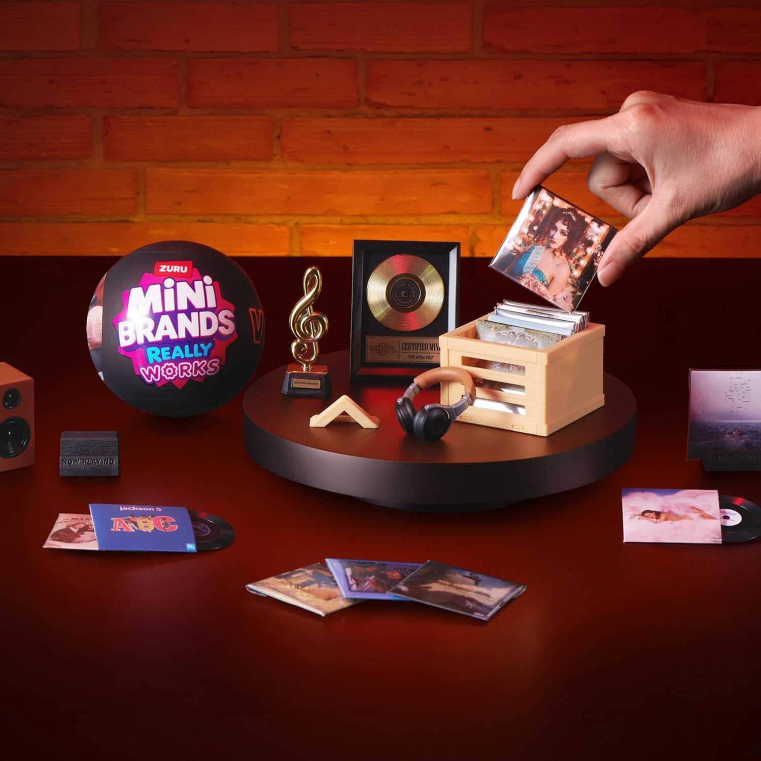 Nouveauté : Zuru Mini Brands V - Party Games Music avis et prix